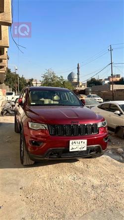 جیپ گراند شیرۆکی